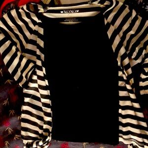 It’s really cute to go out with it’s pretty and goes with any thing you love🤍😇